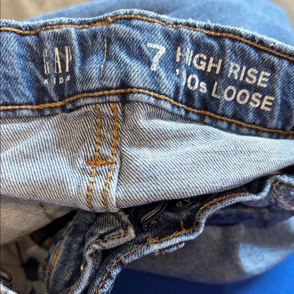 GAP Kids Blue Jeans - Picture 3 of 4